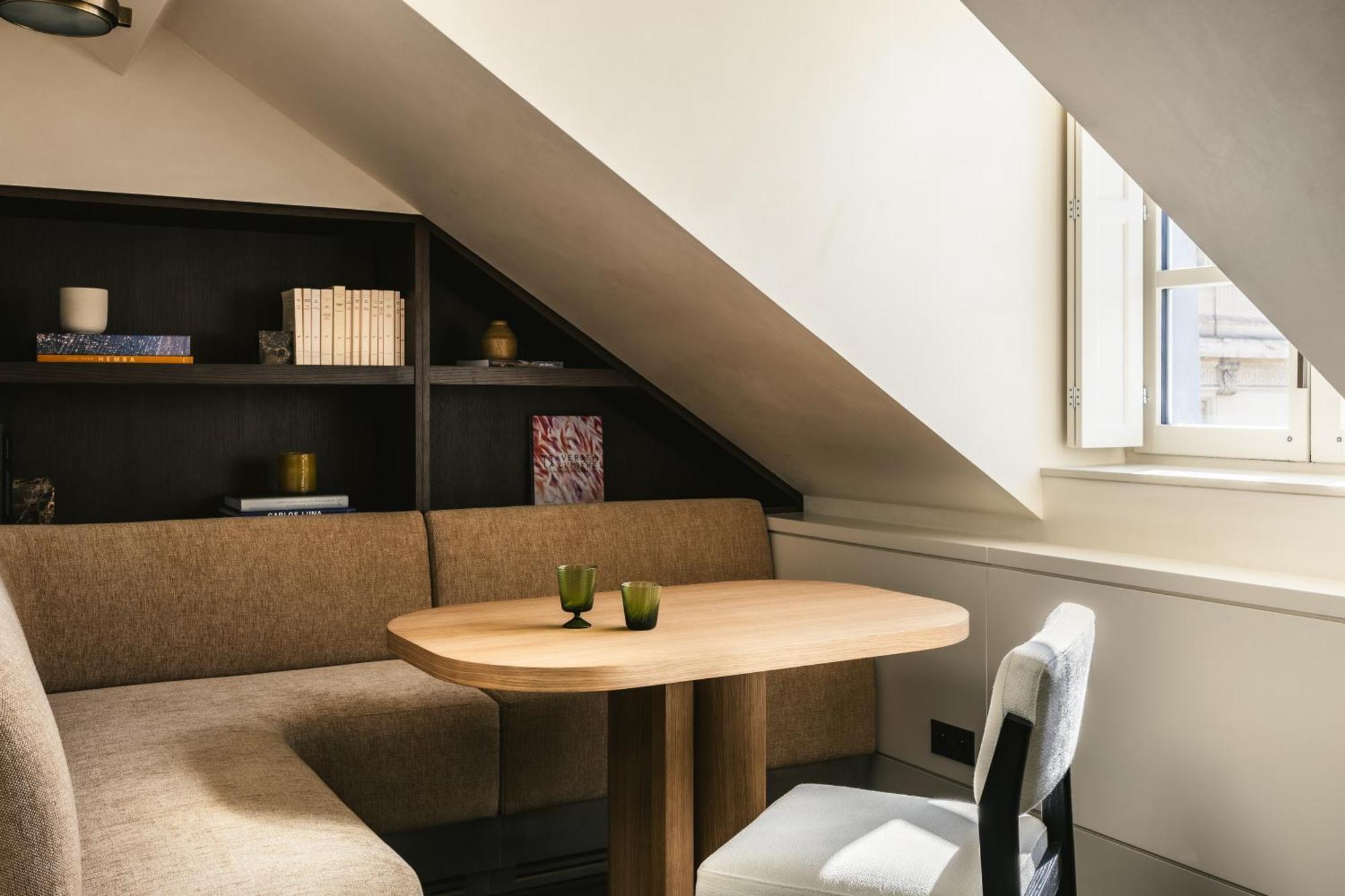 Mondovi Luxury 5* Paris